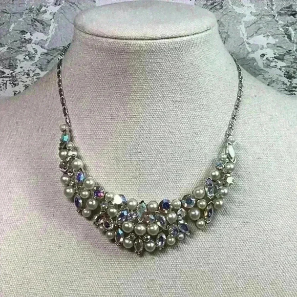 Jewelry - AB Glass and Pearl Vintage Necklace